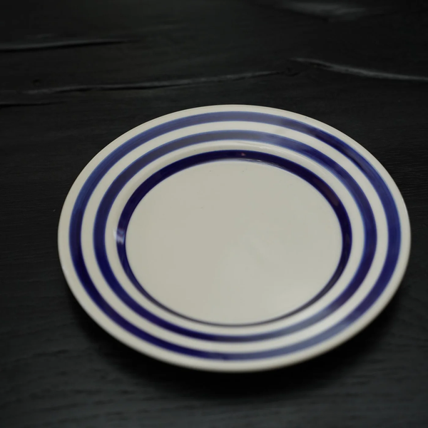 La Vuelta Dessert Plate, White/Blue